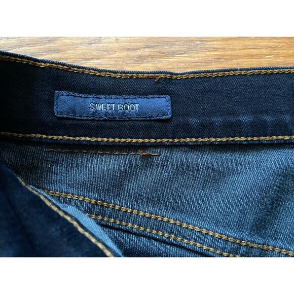 LUCKY BRAND 'Sweet Boot' Raw Hem Jeans sz 2/26 (actual 28) - Picture 7 of 16